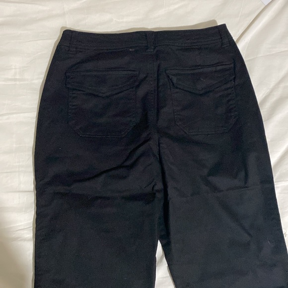 Lisa Rinna Capri Cropped Twill Cargo Jogger Pants - Picture 7 of 9